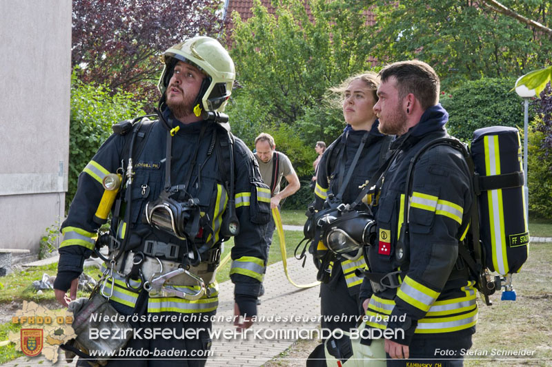 20240706_Küchenbrand in Mehrparteinwohnhaus in Bad Vöslau  Foto: Stefan Schneider BFKDO BADEN