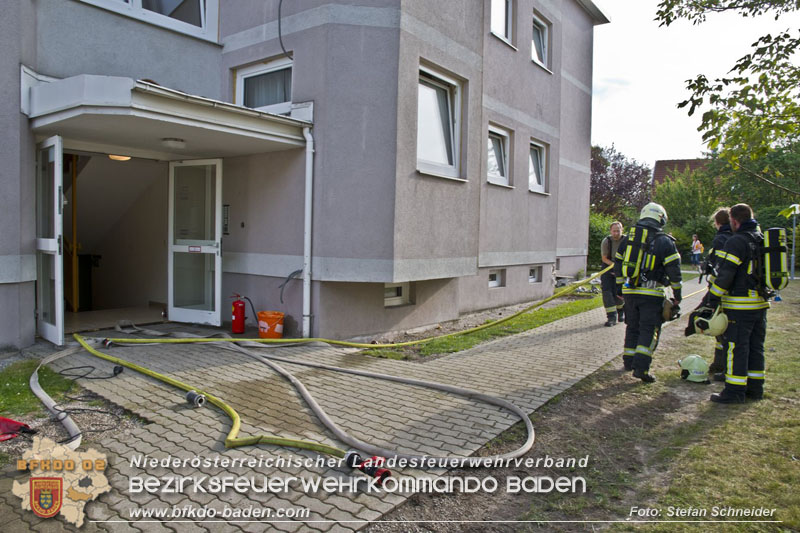 20240706_Küchenbrand in Mehrparteinwohnhaus in Bad Vöslau  Foto: Stefan Schneider BFKDO BADEN