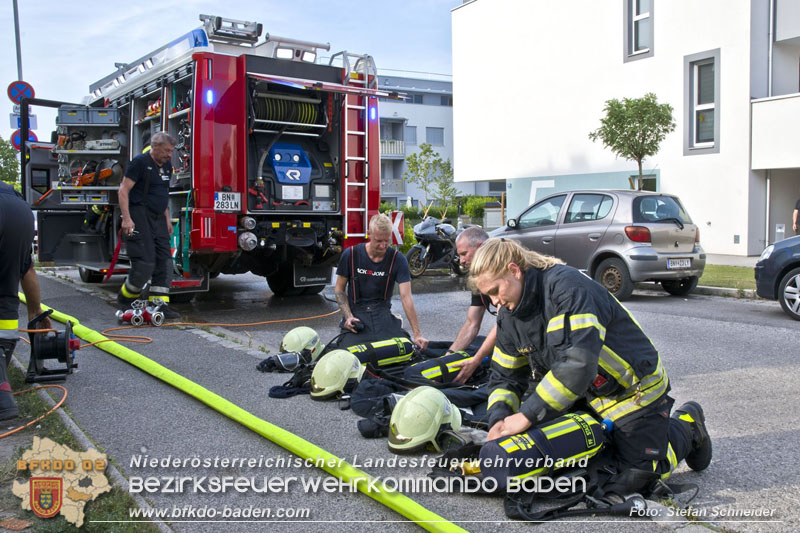 20240706_Küchenbrand in Mehrparteinwohnhaus in Bad Vöslau  Foto: Stefan Schneider BFKDO BADEN