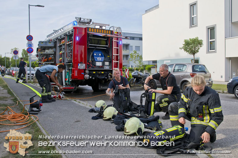 20240706_Küchenbrand in Mehrparteinwohnhaus in Bad Vöslau  Foto: Stefan Schneider BFKDO BADEN