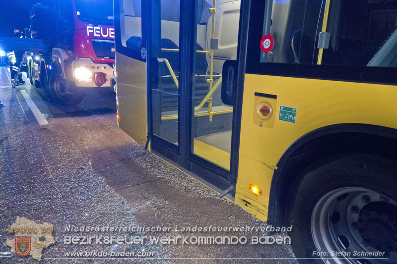 20240715_Verkehrsunfall auf der A2 - Bus gegen PKW Foto: Stefan Schneider BFKDO BADEN 20240715_Verkehrsunfall auf der A2 - Bus gegen PKW Foto: Stefan Schneider BFKDO BADEN