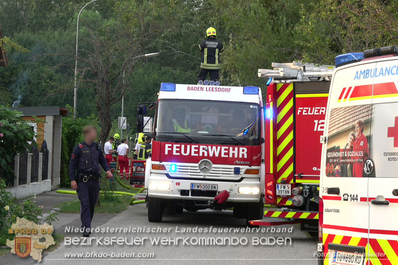 20240719_Brand bei einem Einfamilienhaus in der Badener Haidhofsiedlung Foto: Stefan Schneider BFKDO BADEN 20240719_Brand bei einem Einfamilienhaus in der Badener Haidhofsiedlung Foto: Stefan Schneider BFKDO BADEN