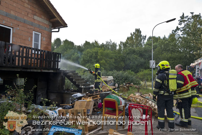 20240719_Brand bei einem Einfamilienhaus in der Badener Haidhofsiedlung Foto: Stefan Schneider BFKDO BADEN 20240719_Brand bei einem Einfamilienhaus in der Badener Haidhofsiedlung Foto: Stefan Schneider BFKDO BADEN