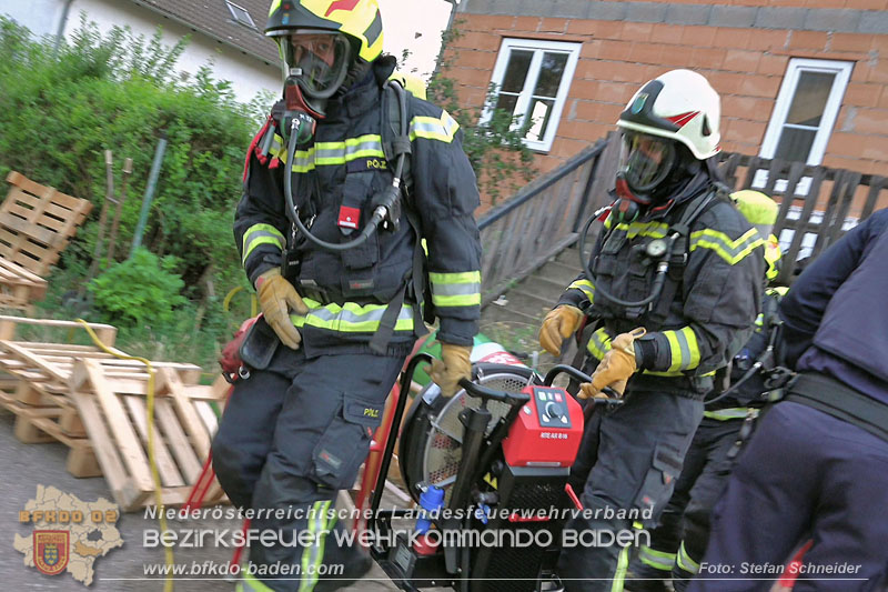 20240719_Brand bei einem Einfamilienhaus in der Badener Haidhofsiedlung Foto: Stefan Schneider BFKDO BADEN 20240719_Brand bei einem Einfamilienhaus in der Badener Haidhofsiedlung Foto: Stefan Schneider BFKDO BADEN