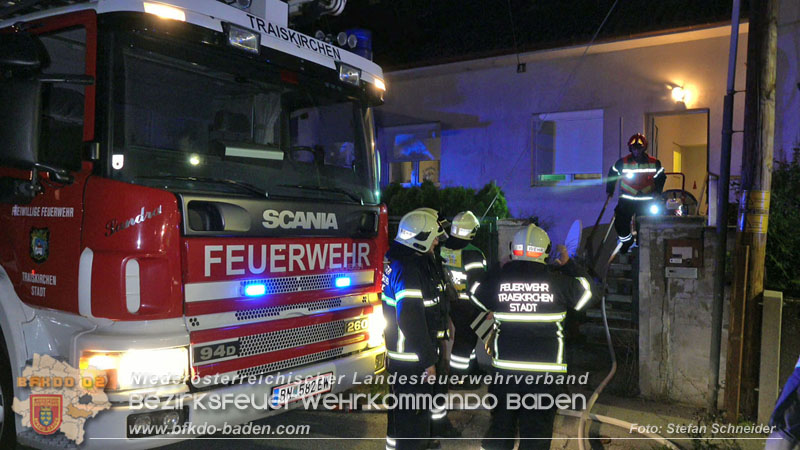 20240725_Nächtlicher Brand in einer Dachgeschoßwohnung in Traiskirchen   Foto: Stefan Schneider BFKDO BADEN