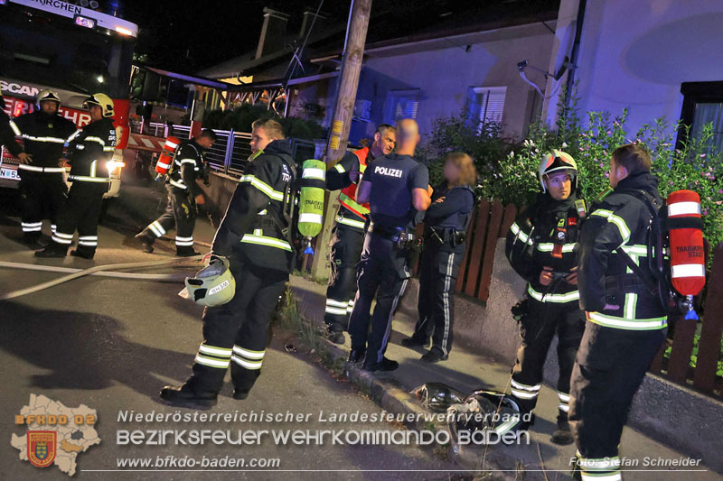 20240725_Nächtlicher Brand in einer Dachgeschoßwohnung in Traiskirchen   Foto: Stefan Schneider BFKDO BADEN