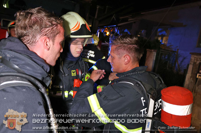 20240725_Nächtlicher Brand in einer Dachgeschoßwohnung in Traiskirchen   Foto: Stefan Schneider BFKDO BADEN