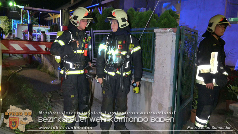 20240725_Nächtlicher Brand in einer Dachgeschoßwohnung in Traiskirchen   Foto: Stefan Schneider BFKDO BADEN