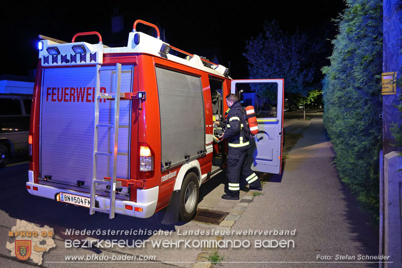 20240725_Nächtlicher Brand in einer Dachgeschoßwohnung in Traiskirchen   Foto: Stefan Schneider BFKDO BADEN