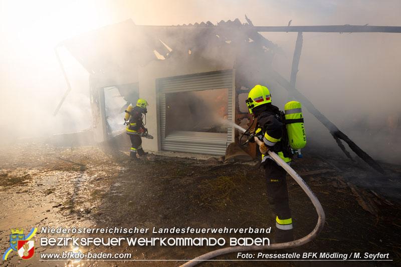 20240730_Unterstützung bei Großbrand in Sittendorf im Nachbarbezirk Mödling Foto: Pressestelle BFK Mödling / M. Seyfert 20240730_Unterstützung bei Großbrand in Sittendorf im Nachbarbezirk Mödling Foto: Pressestelle BFK Mödling / M. Seyfert