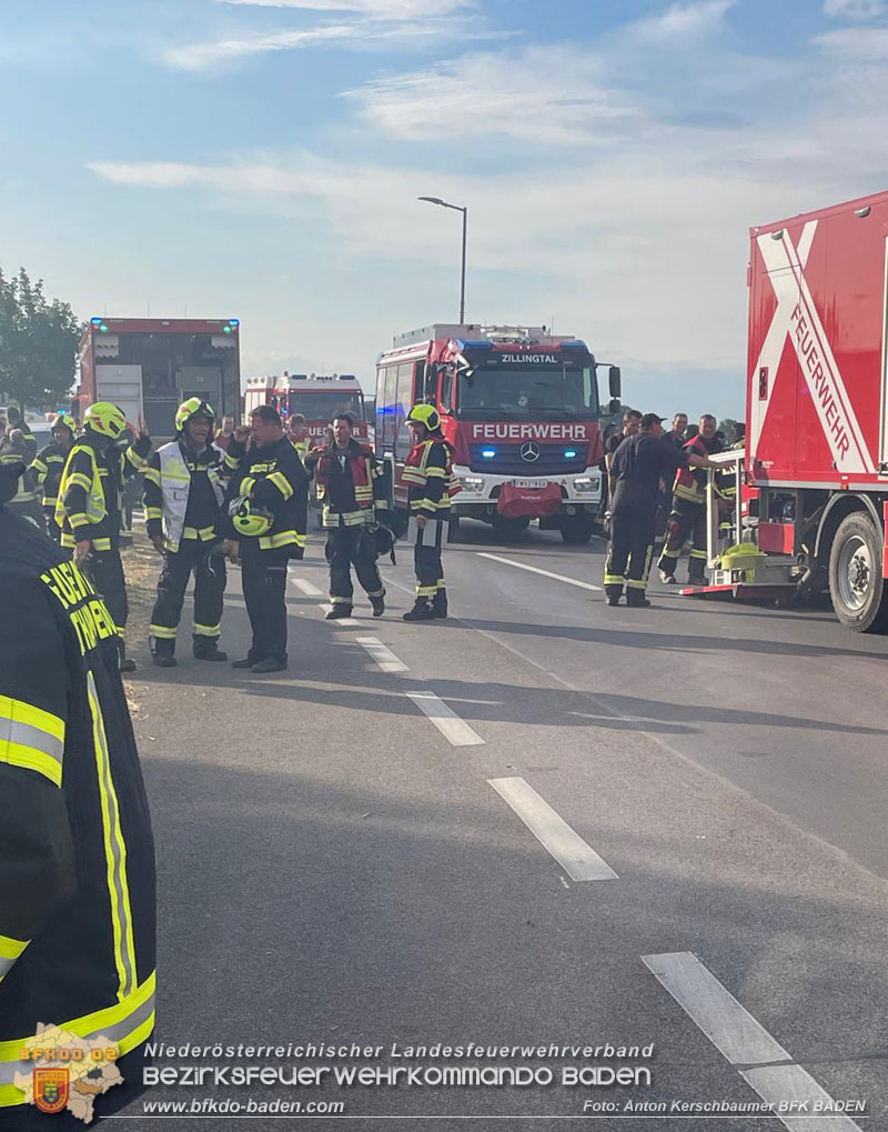 20240802_Großbrand in Leithaprodersdorf/Bgld - auch Nö Feuerwehren im Löscheinsatz Foto: LFR Anton Kerschbaumer BFKDO BADEN