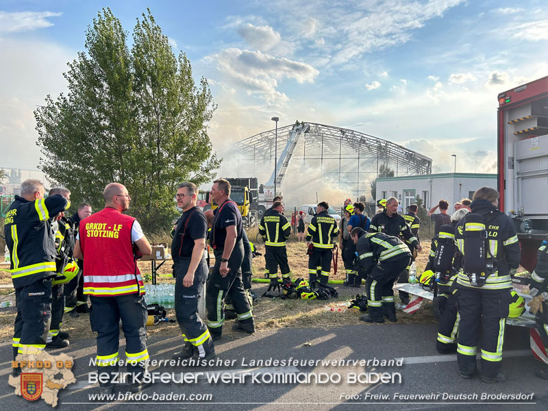 20240802_Großbrand in Leithaprodersdorf/Bgld - auch Nö Feuerwehren im Löscheinsatz Foto: Freiwillige Feuerwehr Deutsch-Brodersdorf