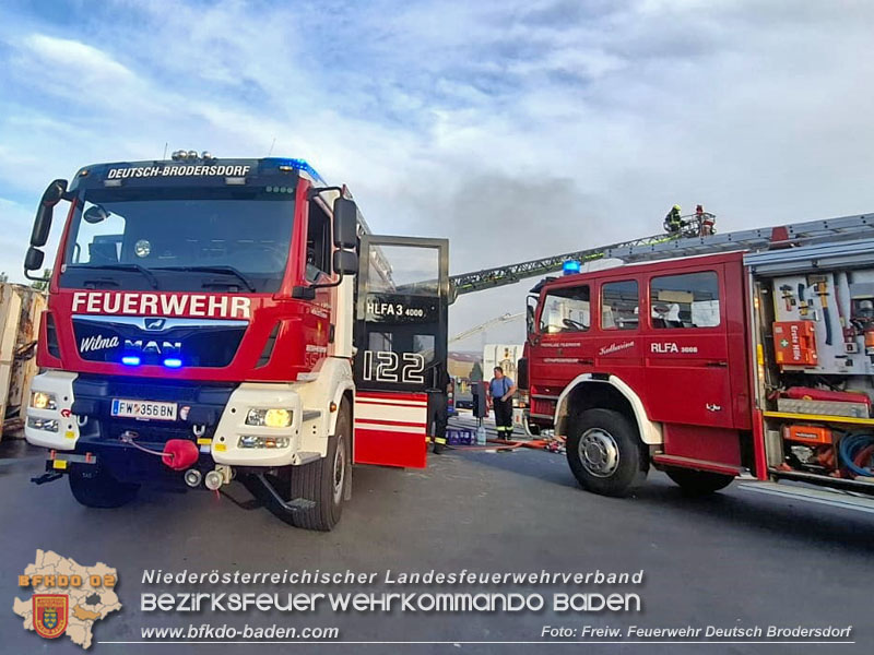 20240802_Großbrand in Leithaprodersdorf/Bgld - auch Nö Feuerwehren im Löscheinsatz Foto: Freiwillige Feuerwehr Deutsch-Brodersdorf
