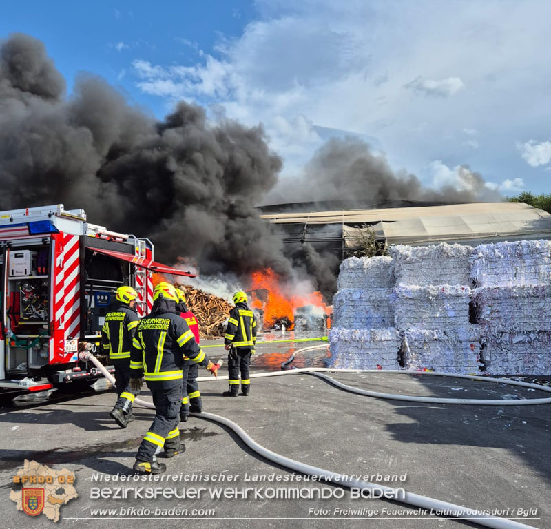 20240802_Großbrand in Leithaprodersdorf/Bgld - auch Nö Feuerwehren im Löscheinsatz   Foto: Freiwillige Feuerwehr Leithaprodersdorf/Bgld