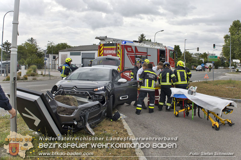 20240805_Personenrettung nach Verkehrsunfall in Sooß Foto: Stefan Schneider BFKDO BADEN 20240805_Personenrettung nach Verkehrsunfall in Sooß Foto: Stefan Schneider BFKDO BADEN