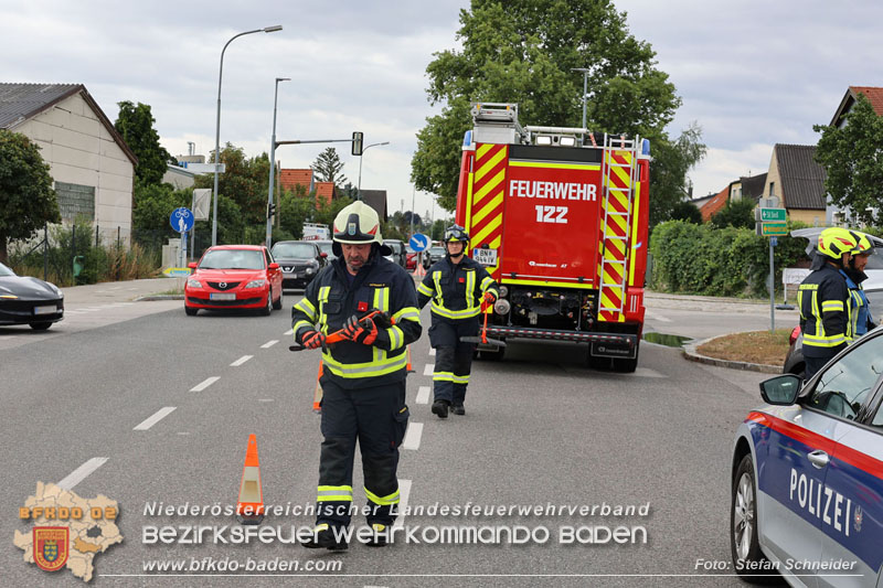20240805_Personenrettung nach Verkehrsunfall in Sooß Foto: Stefan Schneider BFKDO BADEN 20240805_Personenrettung nach Verkehrsunfall in Sooß Foto: Stefan Schneider BFKDO BADEN