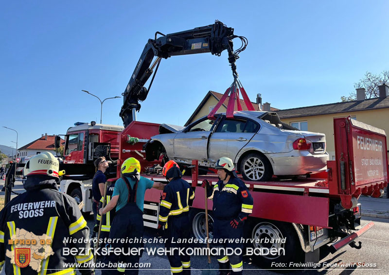 20240811_Fahrzeugueberschlag im Ortsgebiet von Sooss Foto: Freiwillige Feuerwehr Sooss 20240811_Fahrzeugueberschlag im Ortsgebiet von Sooss Foto: Freiwillige Feuerwehr Sooss