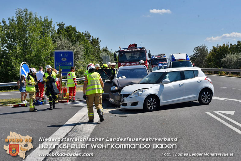 20240811_Verkehrsunfall auf der LB210 Höhe A3 Ebreichsdorf/Oberwaltersdorf  Foto: Thomas Lenger Monatsrevue.at