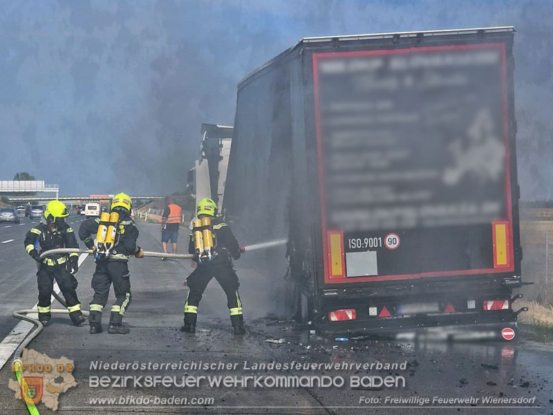 20240823_LKW-Brand auf der A2 im Gemeindegebiet Traiskirchen   Foto: Freiwillige Feuerwehr Wienersdorf