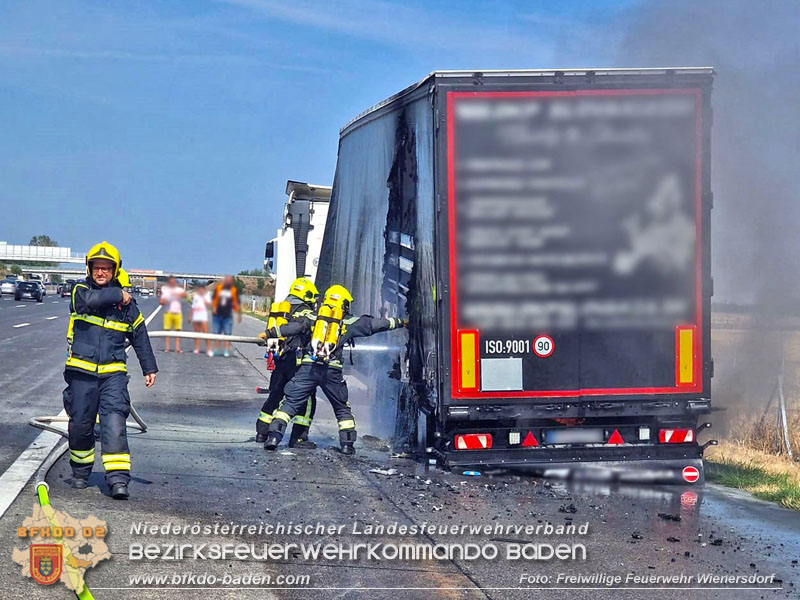 20240823_LKW-Brand auf der A2 im Gemeindegebiet Traiskirchen   Foto: Freiwillige Feuerwehr Wienersdorf