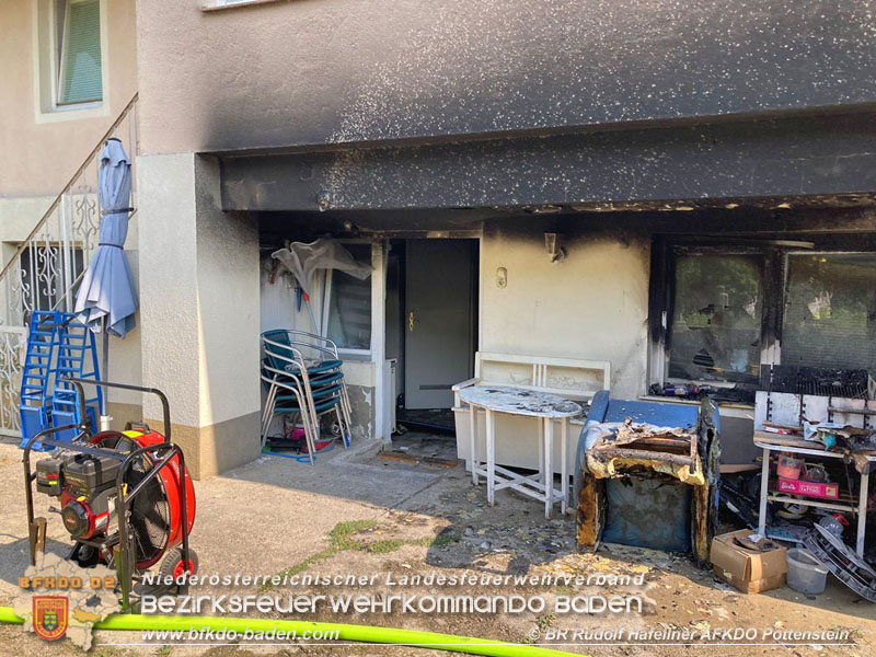 20240905_Brand bei Wohnhaus in Hirtenberg Foto: A. Linsbichler sen. Freiwillige Feuerwehr Hirtenberg 20240905_Brand bei Wohnhaus in Hirtenberg Foto: A. Linsbichler sen. Freiwillige Feuerwehr Hirtenberg
