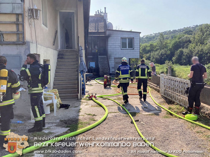 20240905_Brand bei Wohnhaus in Hirtenberg Foto: Rudolf Hafellner AFKDO Pottenstein 20240905_Brand bei Wohnhaus in Hirtenberg Foto: Rudolf Hafellner AFKDO Pottenstein