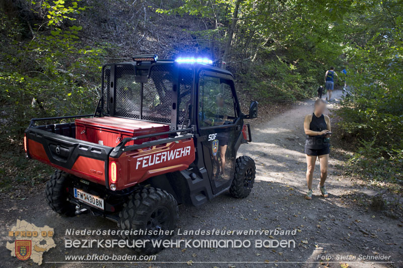 20240907_Spotty nach über 50 Stunden durch Feuerwehr aus Felshöhle in Baden gerettet    Foto: Stefan Schneider BFKDO BADEN