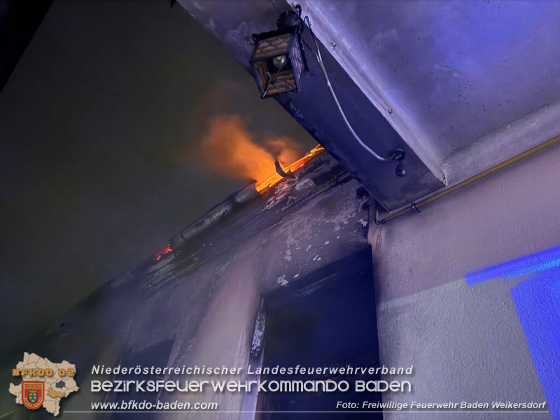 20241009_Zimmerbrand in Baden Foto: FF Baden Weikersdorf