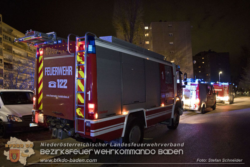 20241123_Küchenbrand in einem Hochhaus in Traiskirchen Ortsteil Wienersdorf Foto: Stefan Schneider BFKDO BADEN 20241123_Küchenbrand in einem Hochhaus in Traiskirchen Ortsteil Wienersdorf Foto: Stefan Schneider BFKDO BADEN