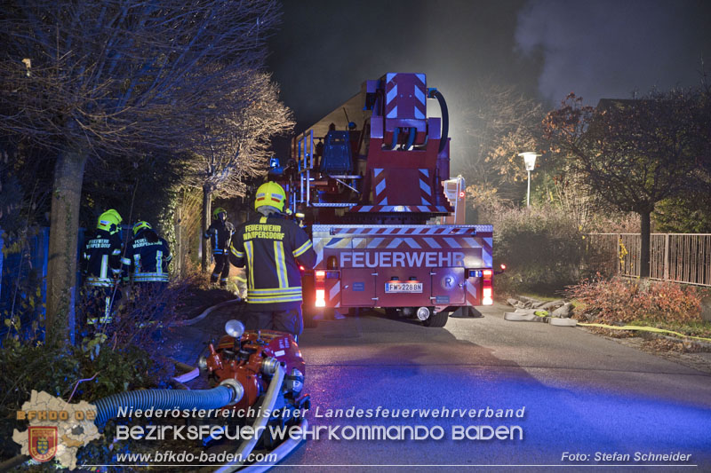 20241201_Mann stirbt bei verehrenden Wohnhausbrand in Landegg Gemeinde Pottendorf Noe Foto: Stefan Schneider BFKDO BADEN 20241201_Mann stirbt bei verehrenden Wohnhausbrand in Landegg Gemeinde Pottendorf Noe Foto: Stefan Schneider BFKDO BADEN