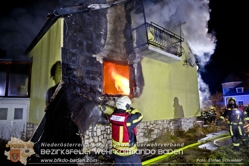 20241201_Mann stirbt bei verehrenden Wohnhausbrand in Landegg Gemeinde Pottendorf Noe Foto: Stefan Schneider BFKDO BADEN 20241201_Mann stirbt bei verehrenden Wohnhausbrand in Landegg Gemeinde Pottendorf Noe Foto: Stefan Schneider BFKDO BADEN