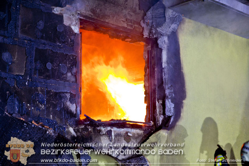 20241201_Mann stirbt bei verehrenden Wohnhausbrand in Landegg Gemeinde Pottendorf Noe Foto: Stefan Schneider BFKDO BADEN 20241201_Mann stirbt bei verehrenden Wohnhausbrand in Landegg Gemeinde Pottendorf Noe Foto: Stefan Schneider BFKDO BADEN