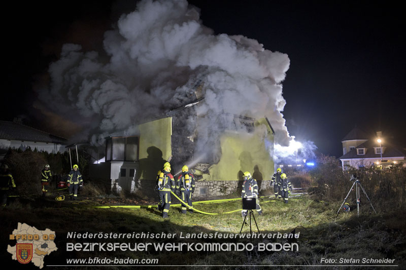 20241201_Mann stirbt bei verehrenden Wohnhausbrand in Landegg Gemeinde Pottendorf Noe Foto: Stefan Schneider BFKDO BADEN 20241201_Mann stirbt bei verehrenden Wohnhausbrand in Landegg Gemeinde Pottendorf Noe Foto: Stefan Schneider BFKDO BADEN