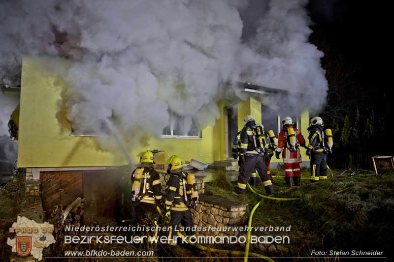 20241201_Mann stirbt bei verehrenden Wohnhausbrand in Landegg Gemeinde Pottendorf Noe Foto: Stefan Schneider BFKDO BADEN 20241201_Mann stirbt bei verehrenden Wohnhausbrand in Landegg Gemeinde Pottendorf Noe Foto: Stefan Schneider BFKDO BADEN