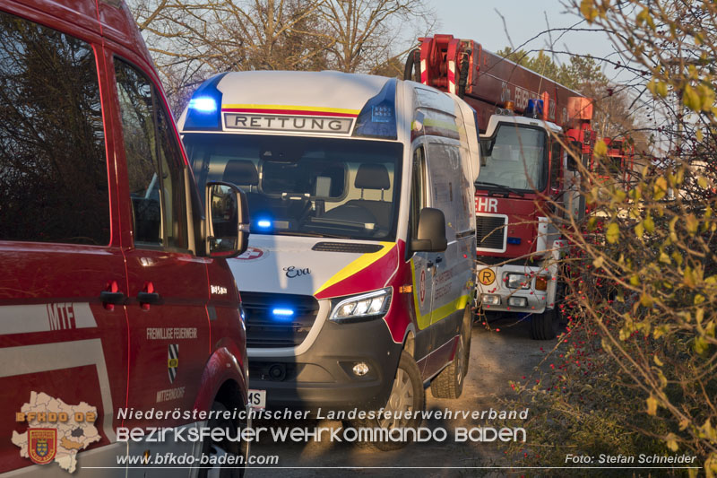 20241201_Mann stirbt bei verehrenden Wohnhausbrand in Landegg Gemeinde Pottendorf Noe Foto: Stefan Schneider BFKDO BADEN 20241201_Mann stirbt bei verehrenden Wohnhausbrand in Landegg Gemeinde Pottendorf Noe Foto: Stefan Schneider BFKDO BADEN