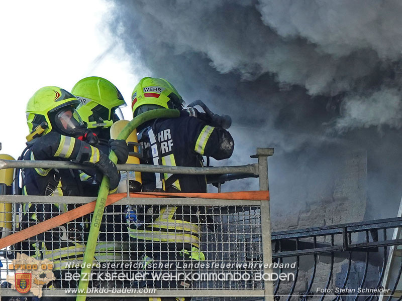 20241201_Mann stirbt bei verehrenden Wohnhausbrand in Landegg Gemeinde Pottendorf Noe Foto: Stefan Schneider BFKDO BADEN 20241201_Mann stirbt bei verehrenden Wohnhausbrand in Landegg Gemeinde Pottendorf Noe Foto: Stefan Schneider BFKDO BADEN