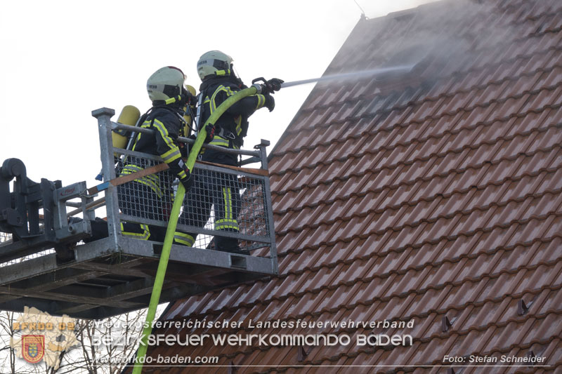 20241201_Mann stirbt bei verehrenden Wohnhausbrand in Landegg Gemeinde Pottendorf Noe Foto: Stefan Schneider BFKDO BADEN 20241201_Mann stirbt bei verehrenden Wohnhausbrand in Landegg Gemeinde Pottendorf Noe Foto: Stefan Schneider BFKDO BADEN