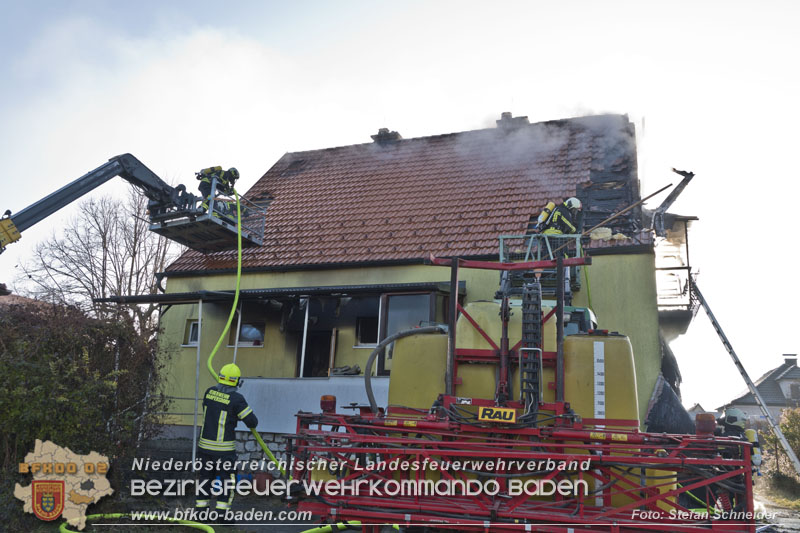 20241201_Mann stirbt bei verehrenden Wohnhausbrand in Landegg Gemeinde Pottendorf Noe Foto: Stefan Schneider BFKDO BADEN 20241201_Mann stirbt bei verehrenden Wohnhausbrand in Landegg Gemeinde Pottendorf Noe Foto: Stefan Schneider BFKDO BADEN