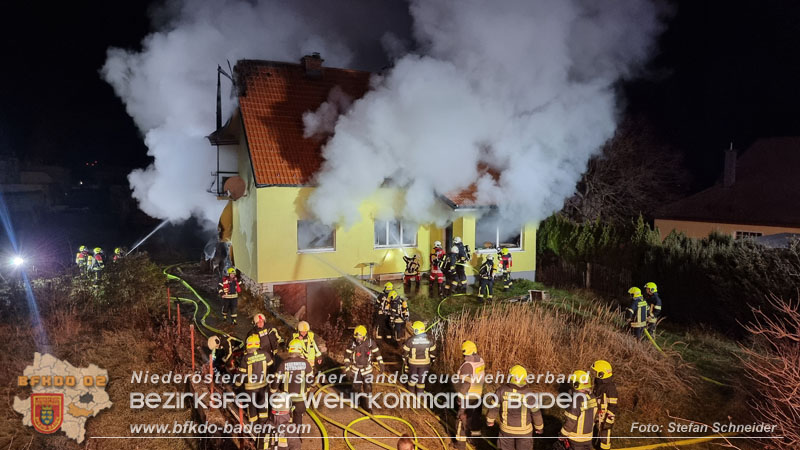 20241201_Mann stirbt bei verehrenden Wohnhausbrand in Landegg Gemeinde Pottendorf Noe Foto: Stefan Schneider BFKDO BADEN 20241201_Mann stirbt bei verehrenden Wohnhausbrand in Landegg Gemeinde Pottendorf Noe Foto: Stefan Schneider BFKDO BADEN