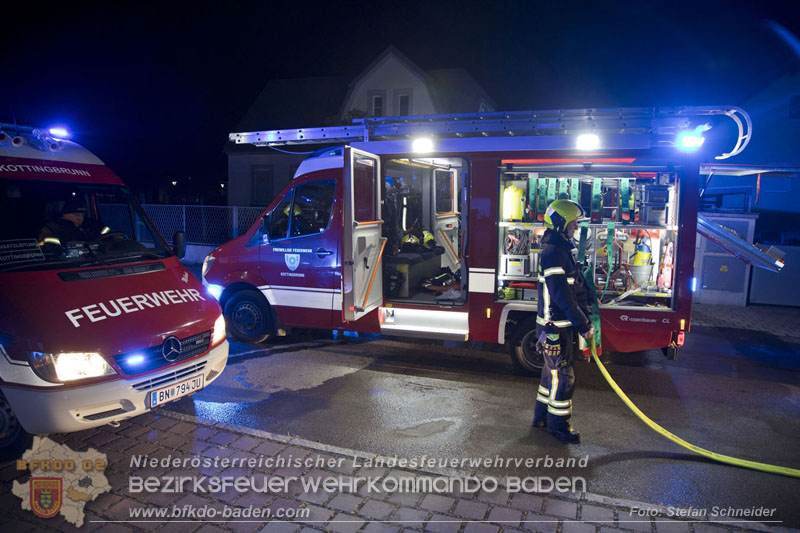 20241202_Nächtlicher Hüttenbrand in Kottingbrunn Foto: Stefan Schneider BFKDO BADEN