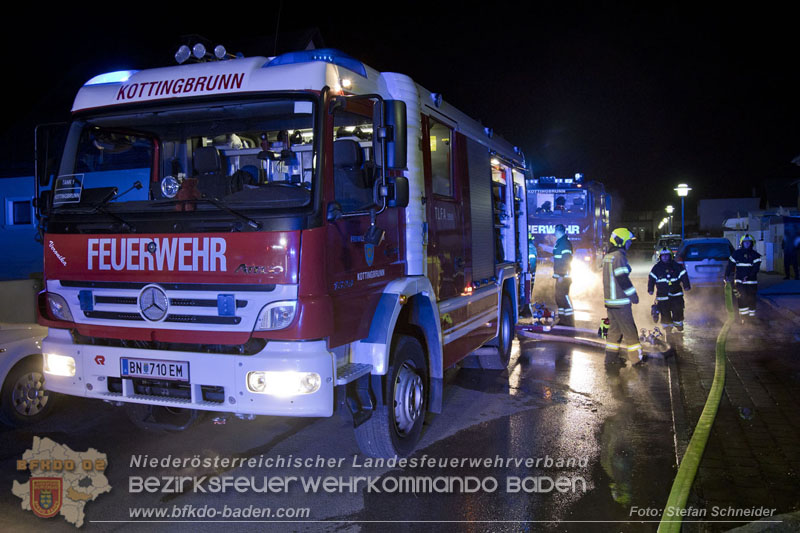 20241202_Nächtlicher Hüttenbrand in Kottingbrunn Foto: Stefan Schneider BFKDO BADEN