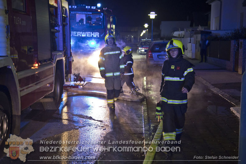 20241202_Nächtlicher Hüttenbrand in Kottingbrunn Foto: Stefan Schneider BFKDO BADEN
