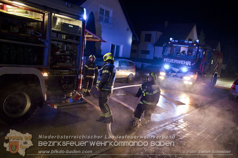 20241202_Nächtlicher Hüttenbrand in Kottingbrunn Foto: Stefan Schneider BFKDO BADEN