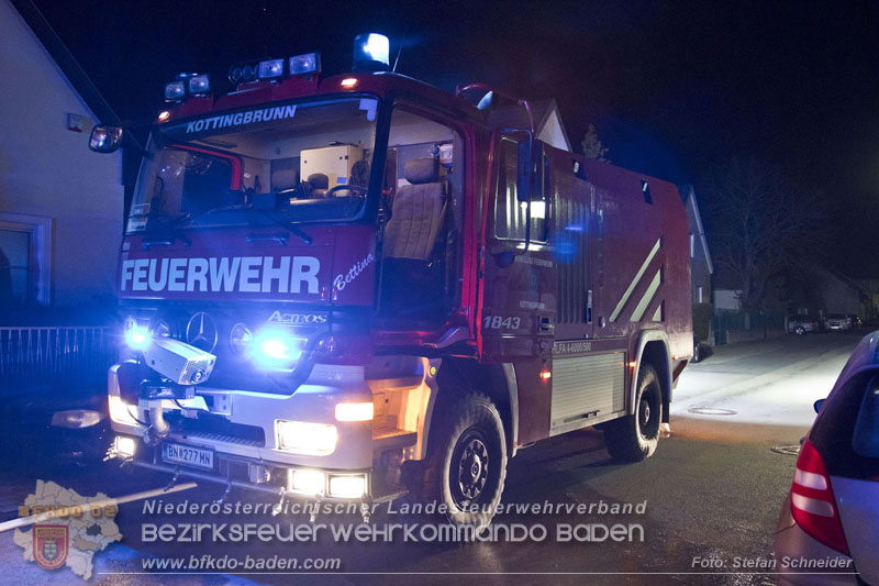 20241202_Nächtlicher Hüttenbrand in Kottingbrunn Foto: Stefan Schneider BFKDO BADEN