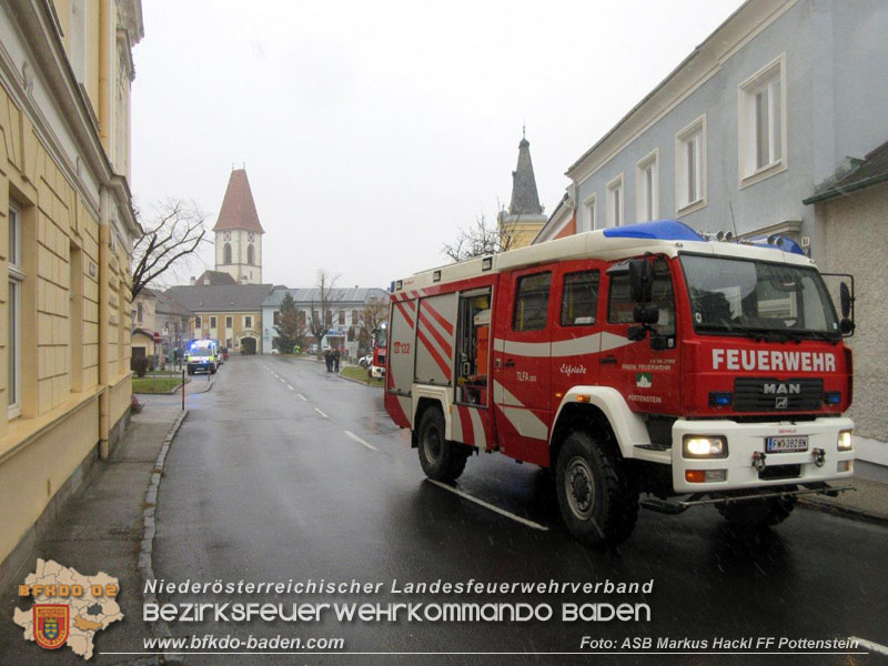 20241209_Wohnungsbrand am Hauptplatz Pottenstein Foto: ASB Markus Hackl FF Pottenstein 20241209_Wohnungsbrand am Hauptplatz Pottenstein Foto: ASB Markus Hackl FF Pottenstein