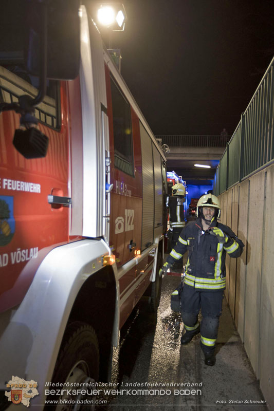 20241212_Eine eingeklemmte Person nach Verkehrsunfall in Bad Vöslau   Foto: Stefan Schneider BFKDO BADEN  