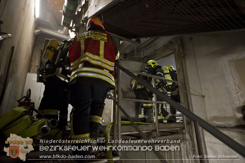 20241213_Brand im Betrieb eines Energieversorgers in Tribuswinkel   Foto: Stefan Schneider BFKDO BADEN