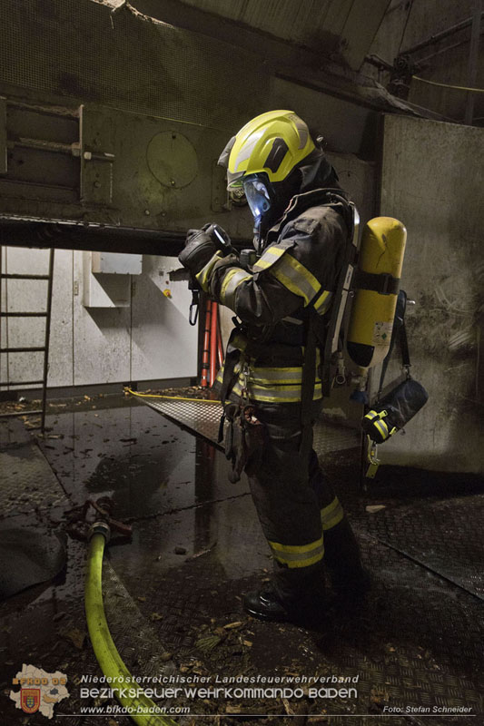 20241213_Brand im Betrieb eines Energieversorgers in Tribuswinkel   Foto: Stefan Schneider BFKDO BADEN