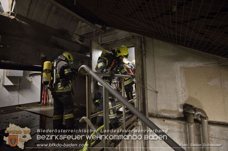 20241213_Brand im Betrieb eines Energieversorgers in Tribuswinkel   Foto: Stefan Schneider BFKDO BADEN