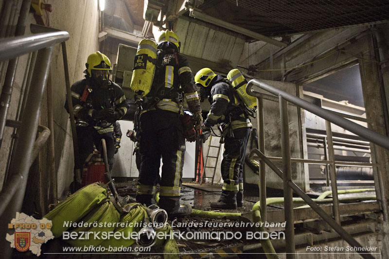 20241213_Brand im Betrieb eines Energieversorgers in Tribuswinkel   Foto: Stefan Schneider BFKDO BADEN
